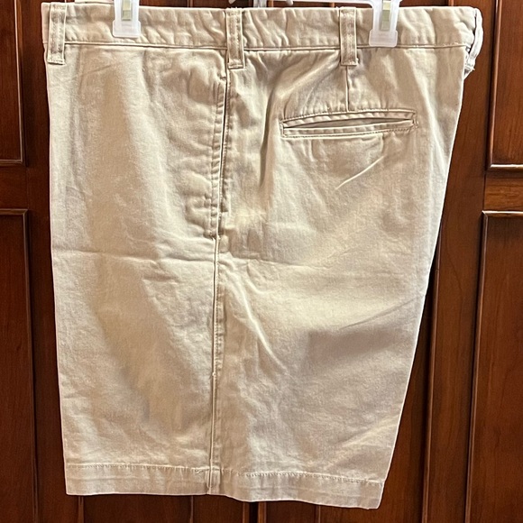 Merona Flat Front Khaki Shorts 42w - Picture 5 of 8